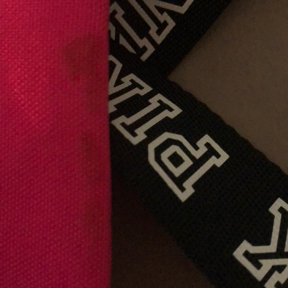 Pink fanny pack - Picture 3 of 3